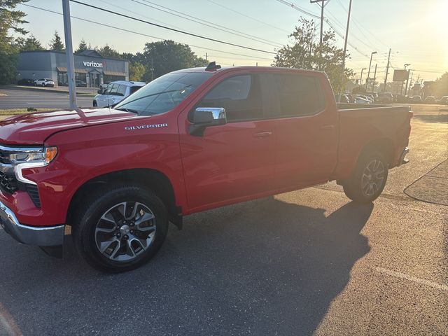 2025 Chevrolet Silverado 1500 LT