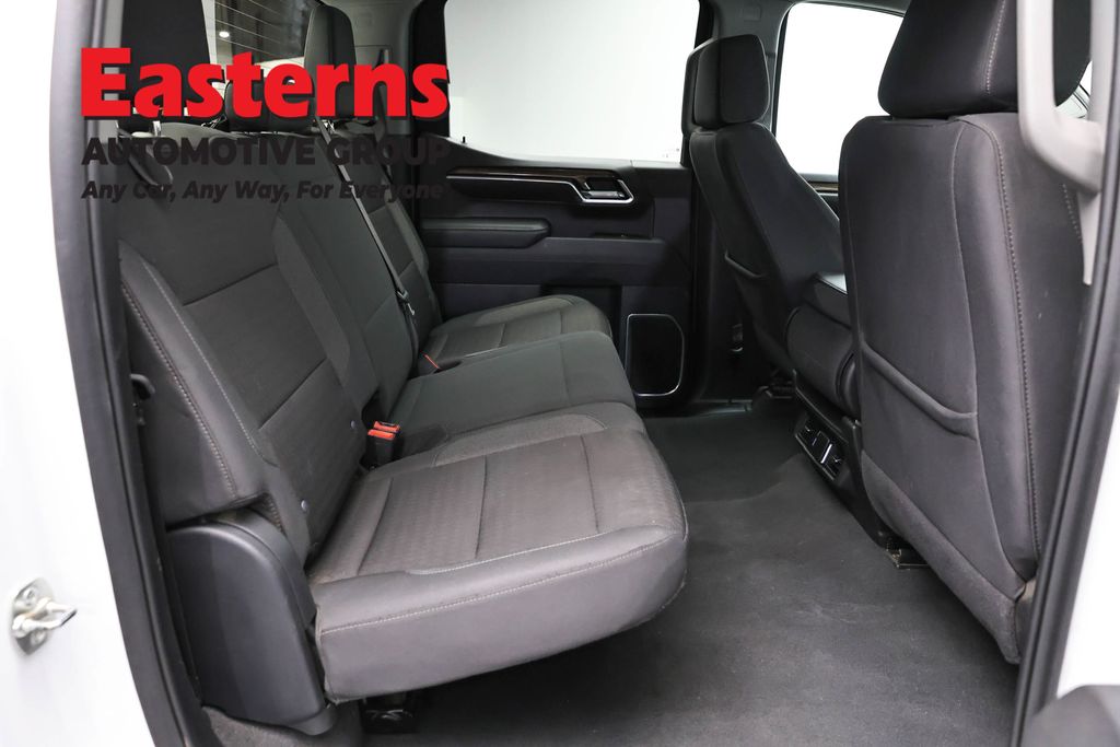 2025 Chevrolet Silverado 1500 45