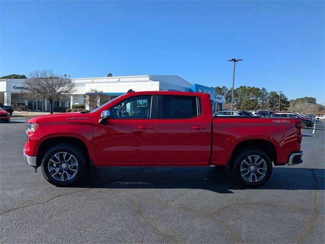 2025 Chevrolet Silverado 1500 LT