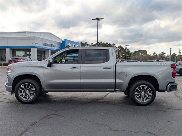 2025 Chevrolet Silverado 1500 LT