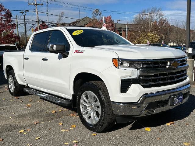 2025 Chevrolet Silverado 1500 LTZ