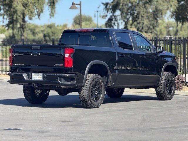 2025 Chevrolet Silverado 1500 ZR2