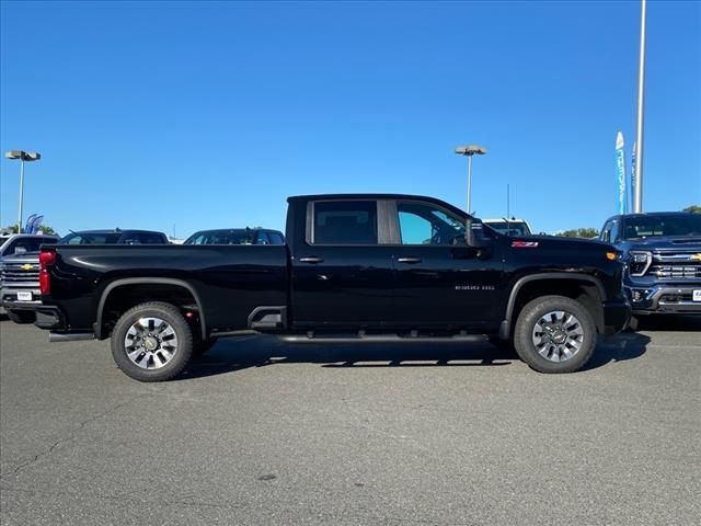 2025 Chevrolet Silverado 2500HD Custom