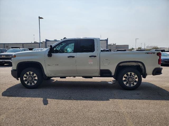 2025 Chevrolet Silverado 2500HD Custom