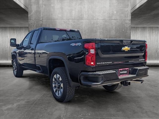 2025 Chevrolet Silverado 2500HD Custom