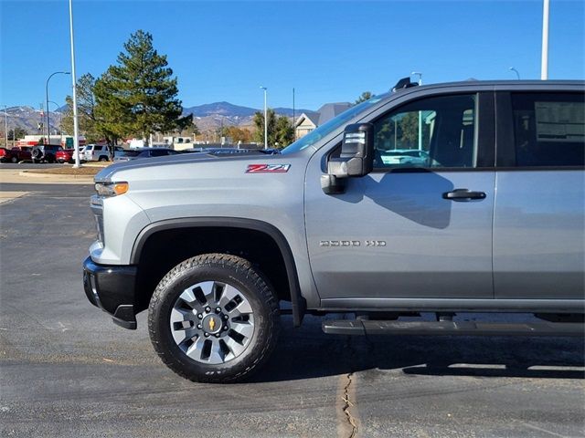 2025 Chevrolet Silverado 2500HD Custom