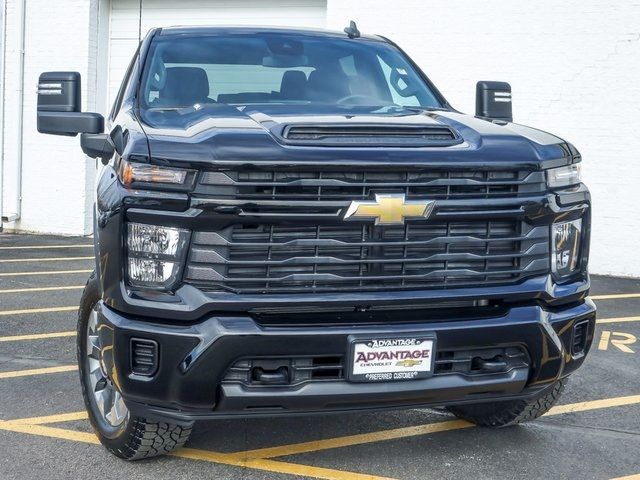 2025 Chevrolet Silverado 2500HD Custom