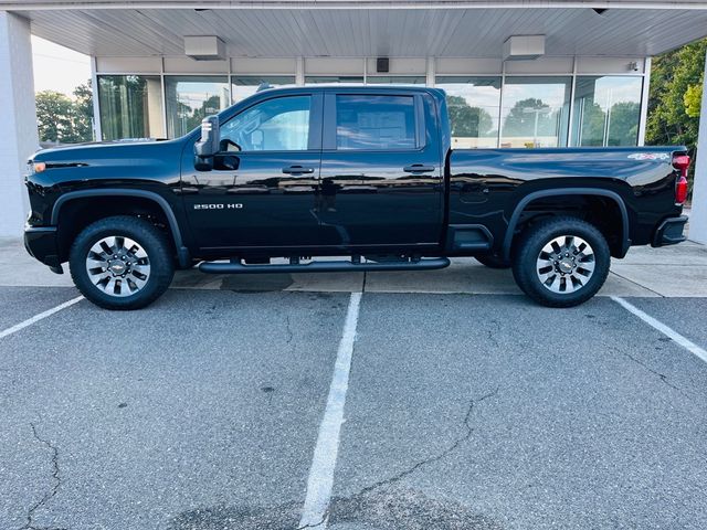 2025 Chevrolet Silverado 2500HD Custom