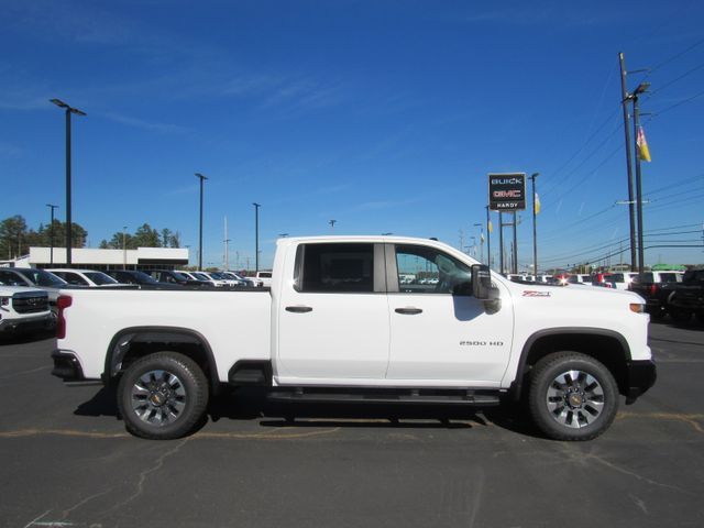 2025 Chevrolet Silverado 2500HD Custom