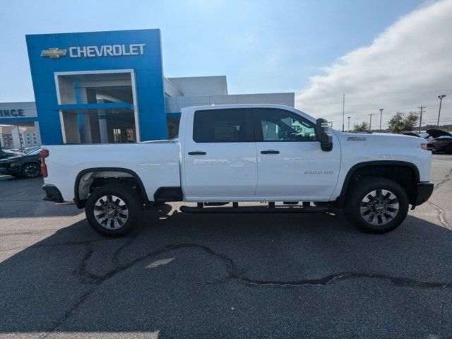 2025 Chevrolet Silverado 2500HD Custom