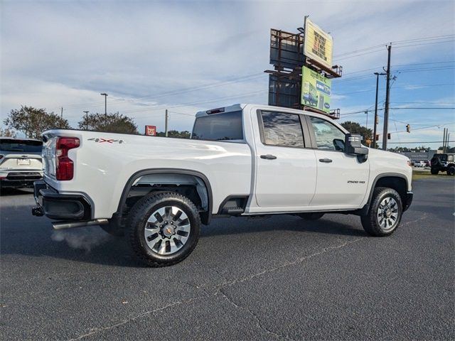 2025 Chevrolet Silverado 2500HD Custom