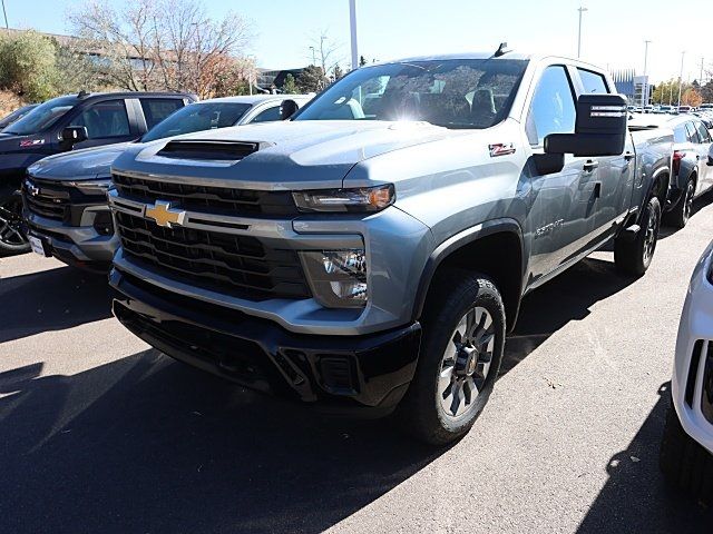 2025 Chevrolet Silverado 2500HD Custom