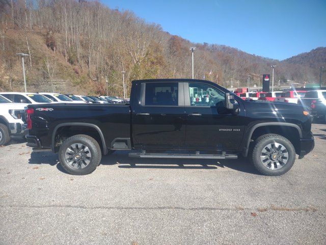 2025 Chevrolet Silverado 2500HD Custom