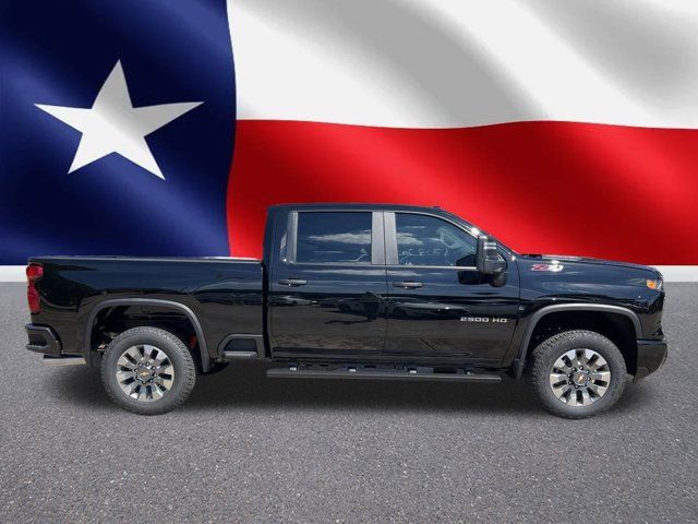 2025 Chevrolet Silverado 2500HD Custom