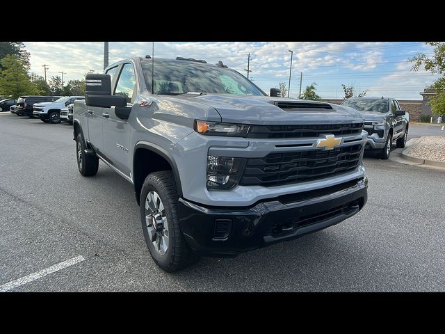 2025 Chevrolet Silverado 2500HD Custom