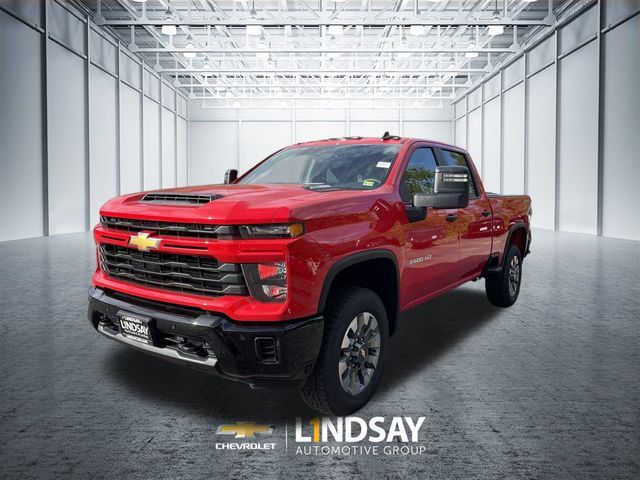 2025 Chevrolet Silverado 2500HD Custom