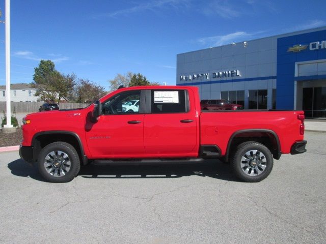 2025 Chevrolet Silverado 2500HD Custom