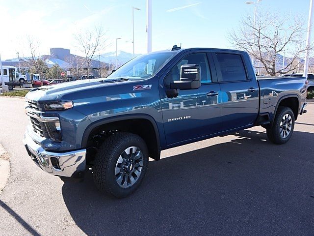 2025 Chevrolet Silverado 2500HD LT