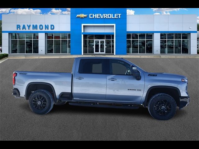 2025 Chevrolet Silverado 2500HD LTZ