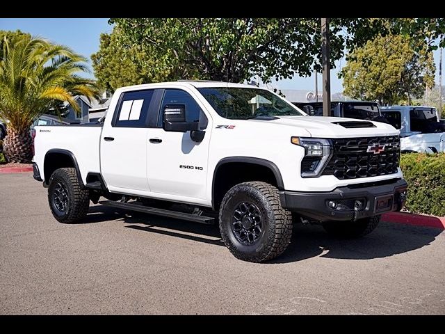 2025 Chevrolet Silverado 2500HD ZR2