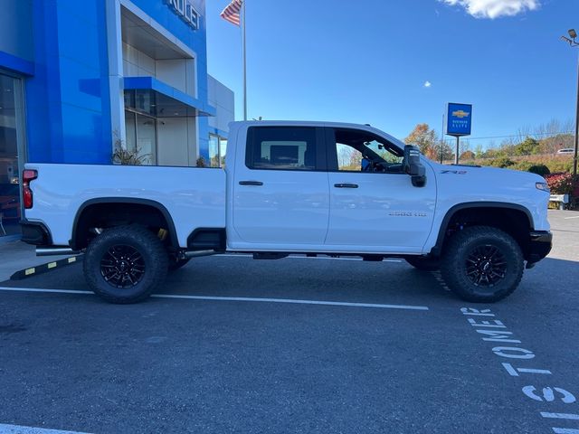 2025 Chevrolet Silverado 2500HD ZR2