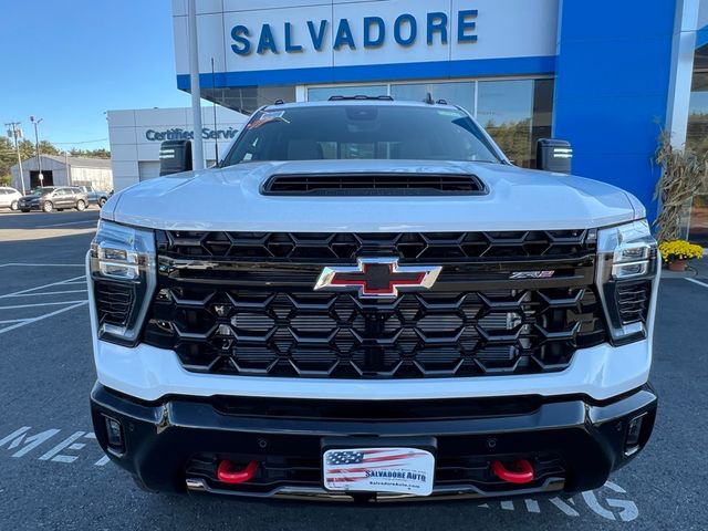 2025 Chevrolet Silverado 2500HD ZR2