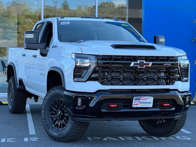 2025 Chevrolet Silverado 2500HD ZR2