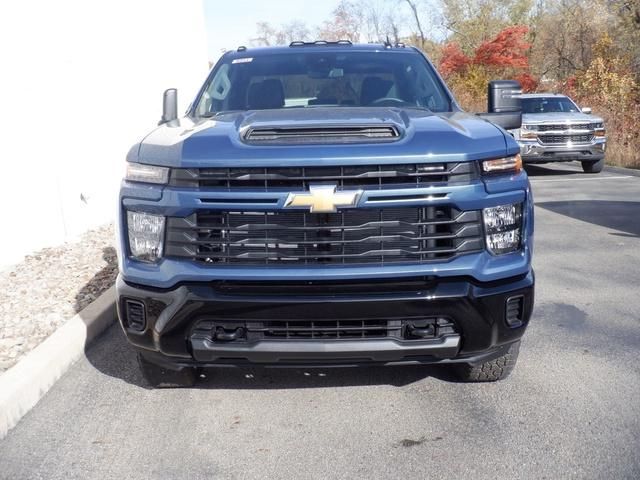 2025 Chevrolet Silverado 2500HD Custom