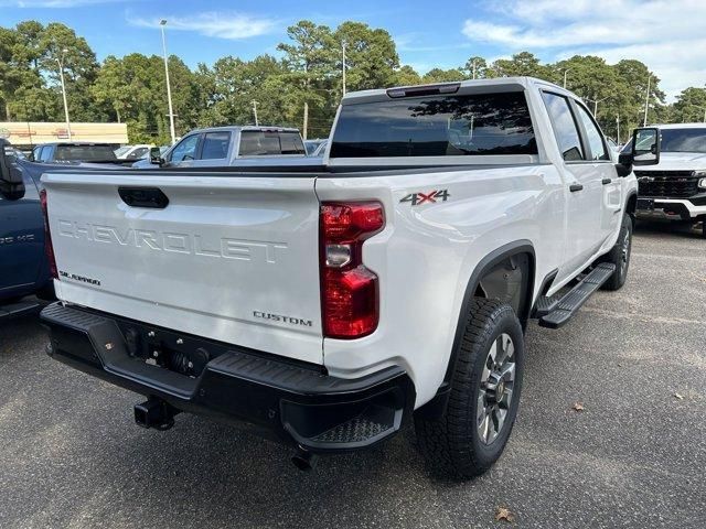 2025 Chevrolet Silverado 2500HD Custom