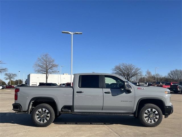 2025 Chevrolet Silverado 2500HD Custom