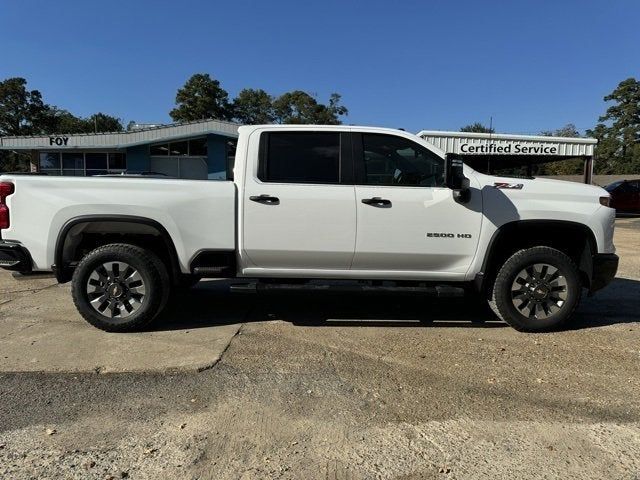 2025 Chevrolet Silverado 2500HD Custom