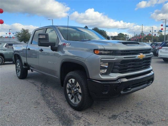 2025 Chevrolet Silverado 2500HD Custom