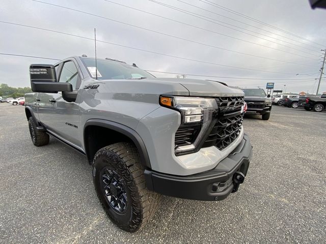 2025 Chevrolet Silverado 2500HD ZR2