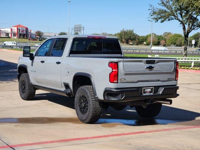 2025 Chevrolet Silverado 2500HD ZR2