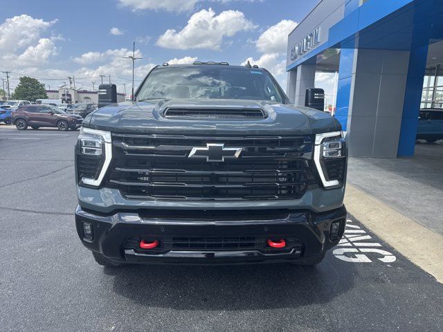 2025 Chevrolet Silverado 3500HD LTZ