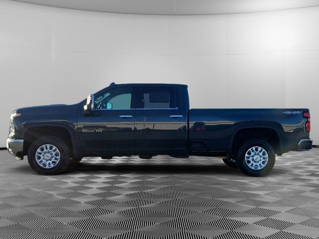 2025 Chevrolet Silverado 3500HD LTZ