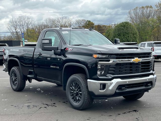 2025 Chevrolet Silverado 3500HD LT