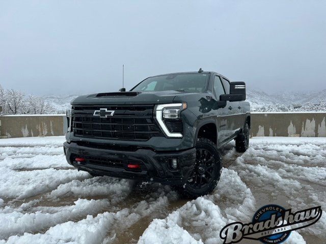 2025 Chevrolet Silverado 3500HD LTZ