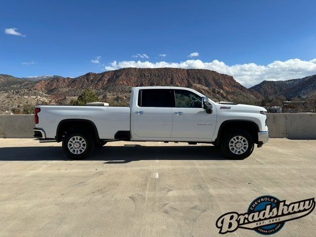 2025 Chevrolet Silverado 3500HD LTZ