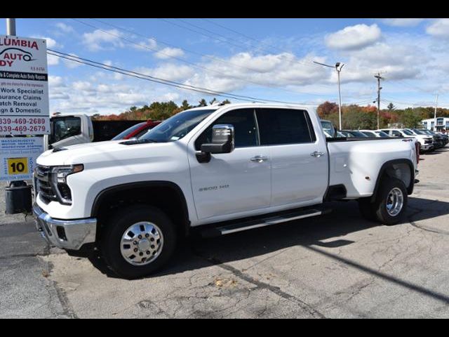 2025 Chevrolet Silverado 3500HD LTZ