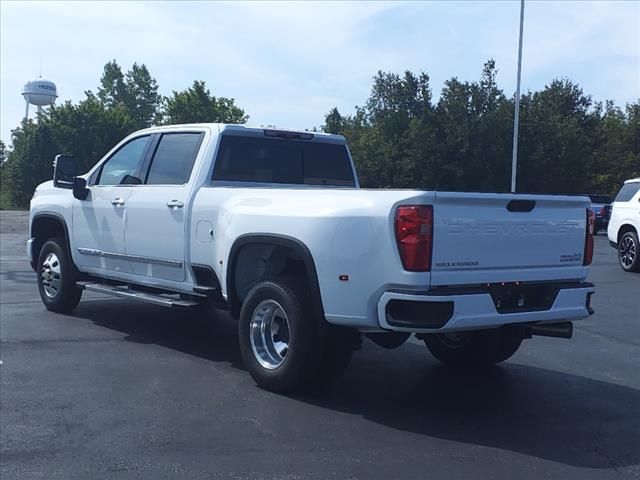 2025 Chevrolet Silverado 3500HD High Country