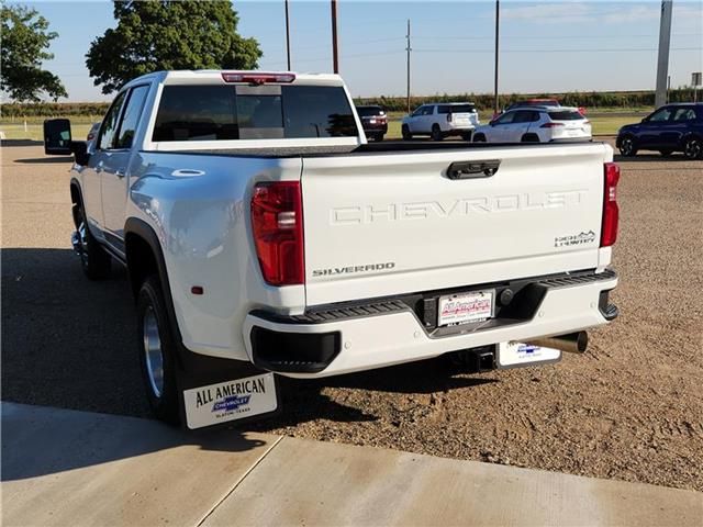 2025 Chevrolet Silverado 3500HD High Country