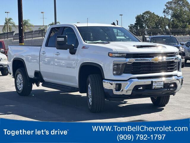 2025 Chevrolet Silverado 3500HD LT