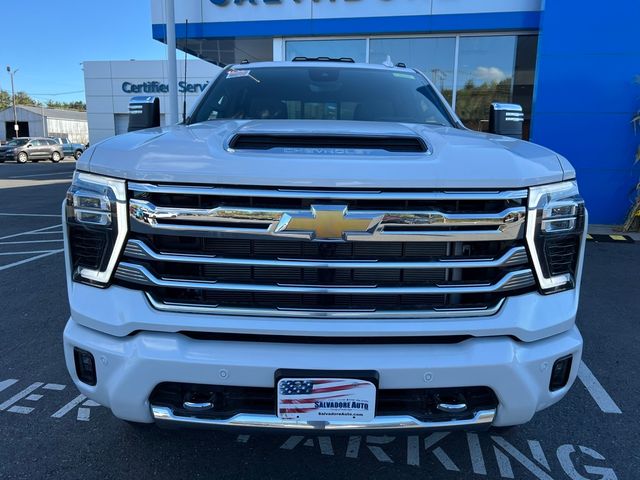 2025 Chevrolet Silverado 3500HD High Country