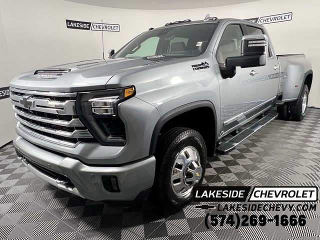 2025 Chevrolet Silverado 3500HD High Country