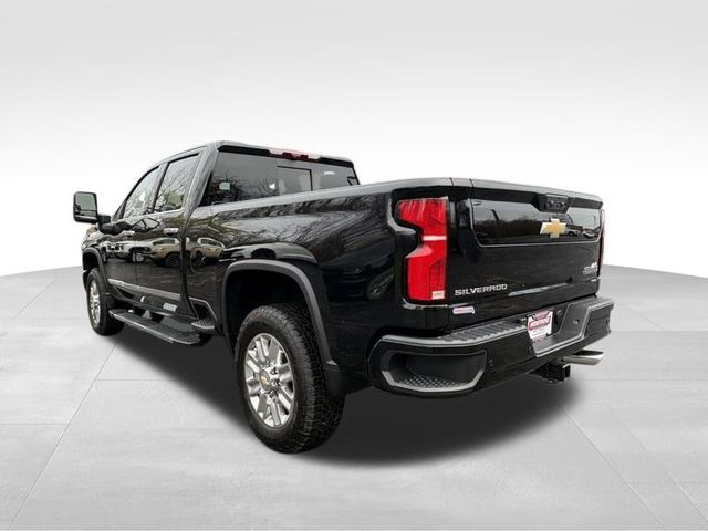 2025 Chevrolet Silverado 3500HD High Country