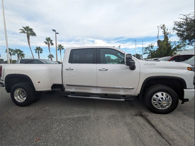 2025 Chevrolet Silverado 3500HD High Country