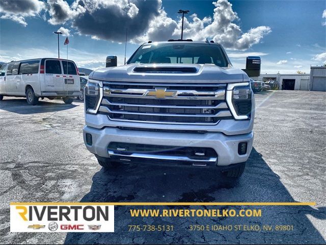 2025 Chevrolet Silverado 3500HD High Country