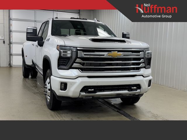 2025 Chevrolet Silverado 3500HD High Country