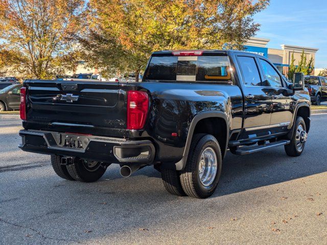 2025 Chevrolet Silverado 3500HD High Country